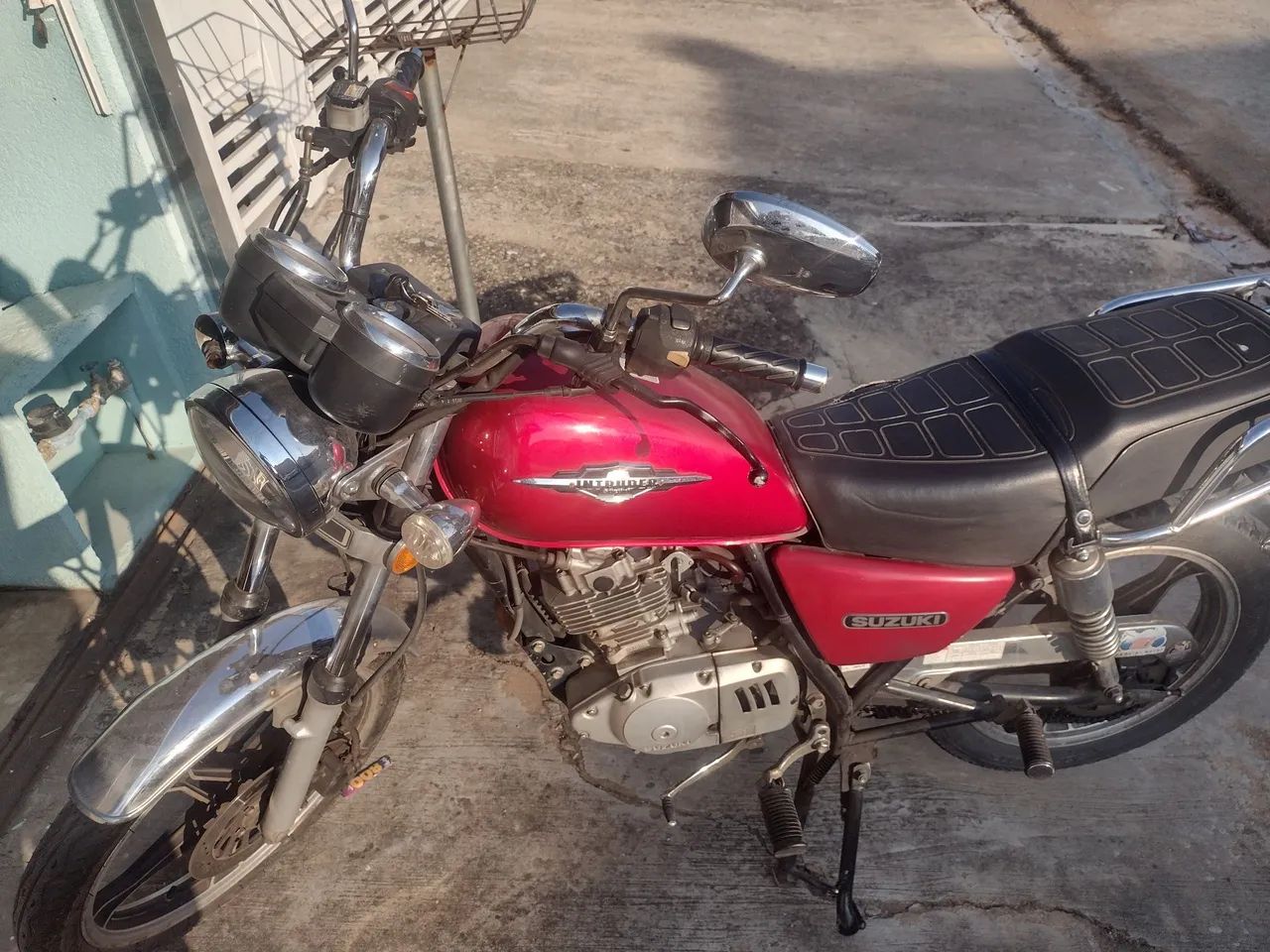 SUZUKI ÚNICO DONO, SEMI NOVA