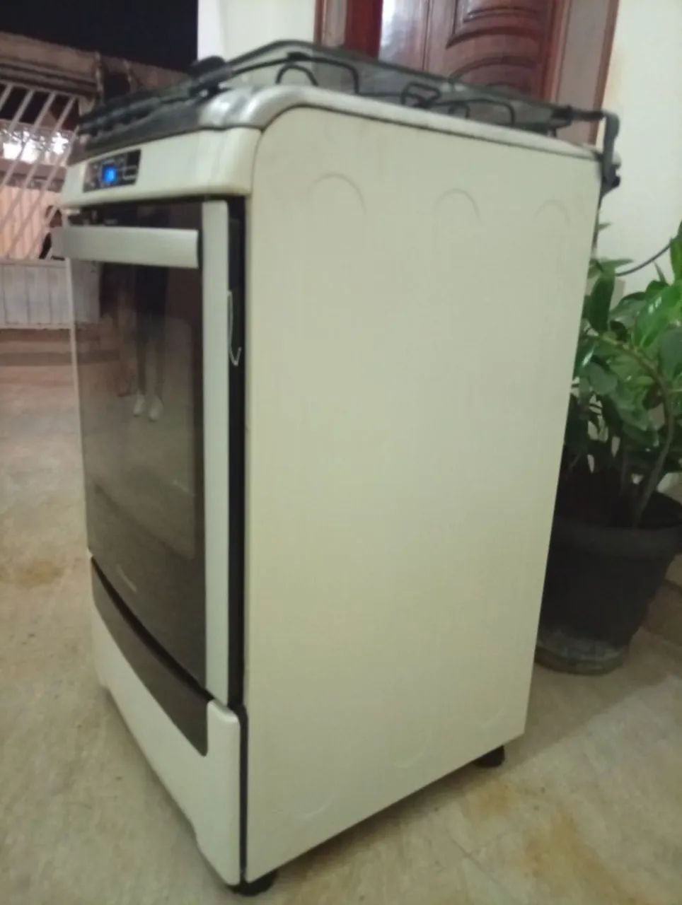 Fogão Eletrolux automático chef ótimo estado  - Foto 3