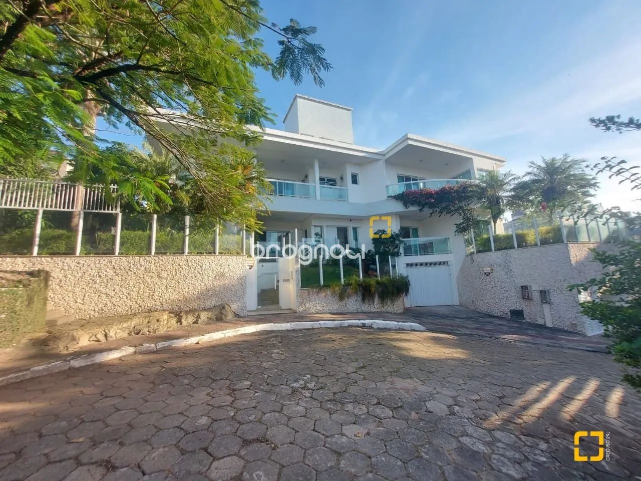 Casa em Canasvieiras no Beco dos Milionários.