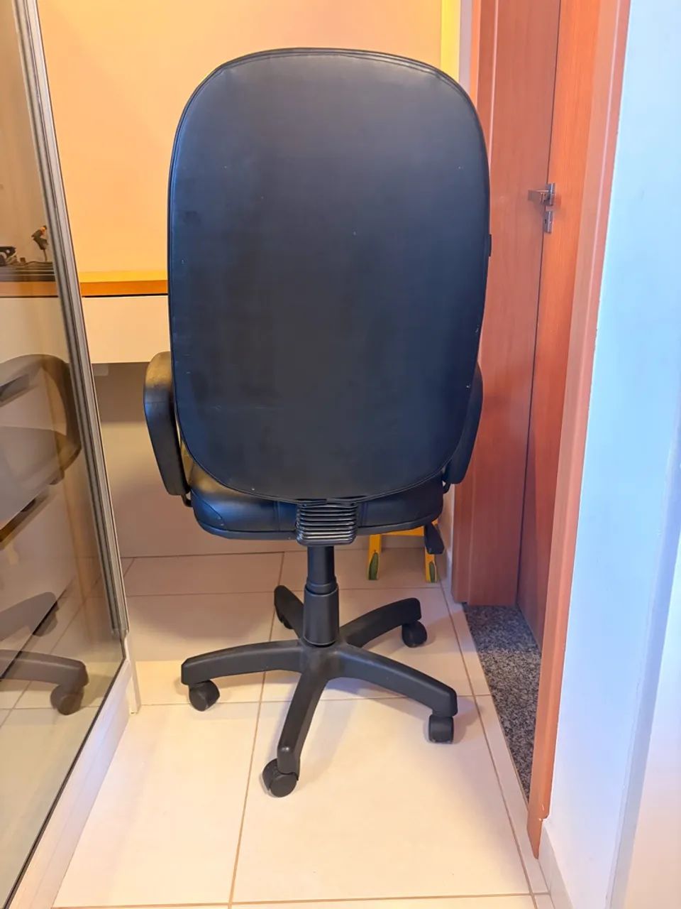 Cadeira de escritório - Foto 4