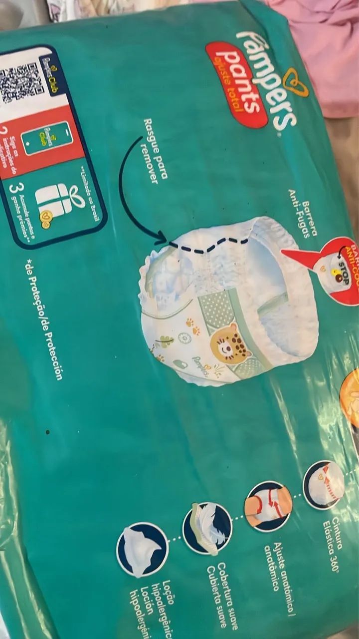 Fraldas Pampers Premium shortinho G com 94  - Foto 2