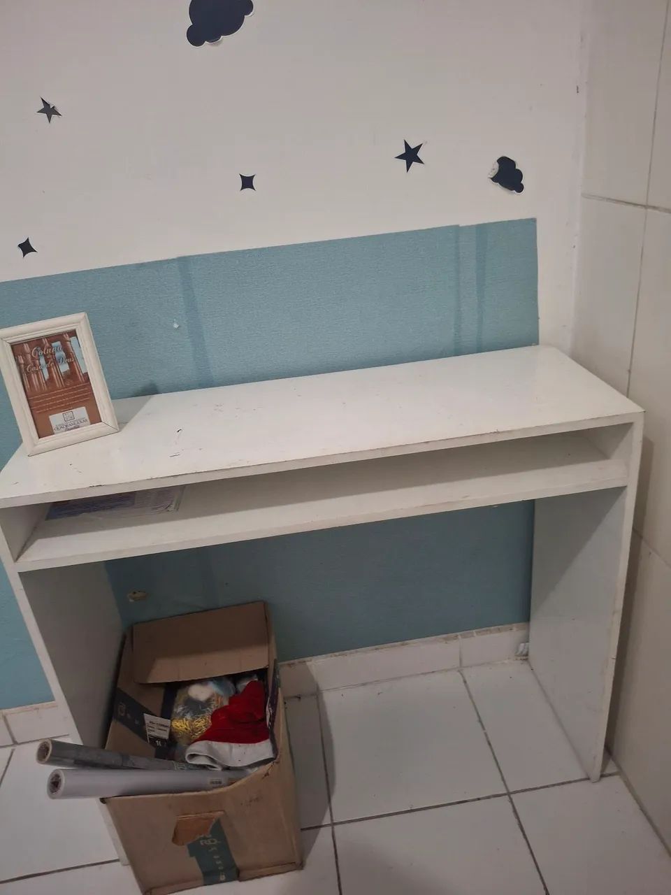 Escrivaninha simples 469173591994552324