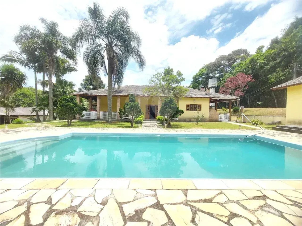 Chácara / Sitio a venda com 1 quarto em Ibiúna SP