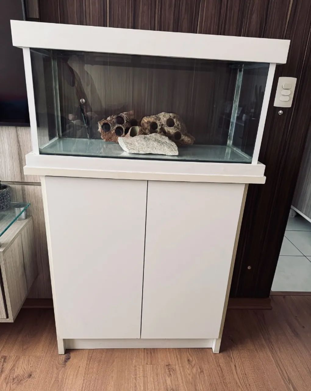 Aquário 80 Litros + Móvel Planejado Clean - Excelente Estado