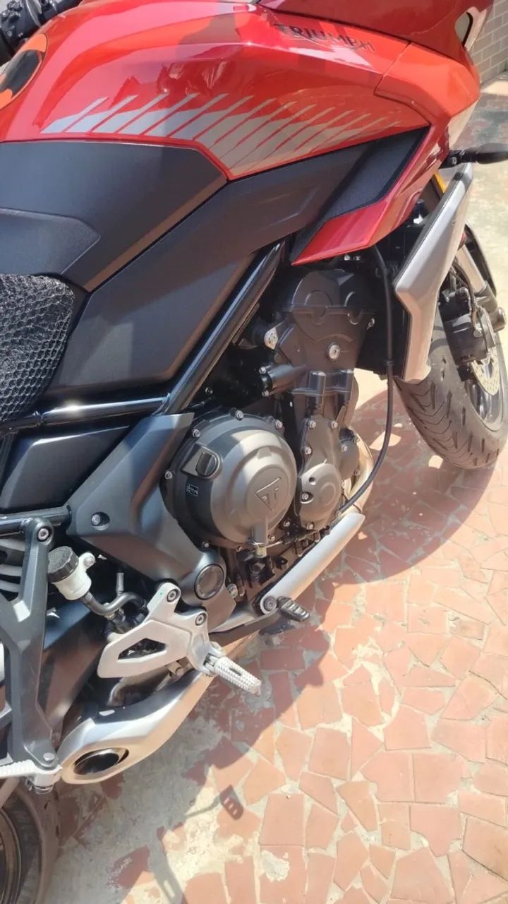 TRIUMPH TIGER 660 FILÉ  - Foto 2