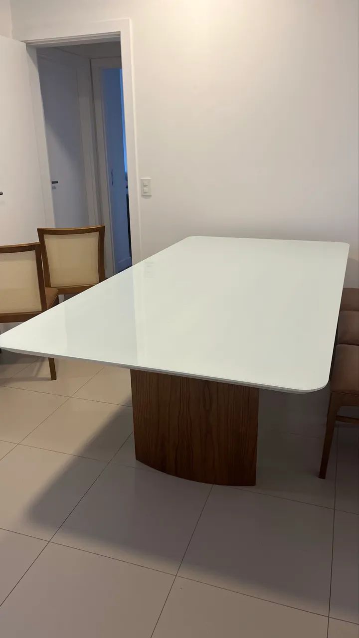 Mesa de jantar sofisticada seminova - Foto 2