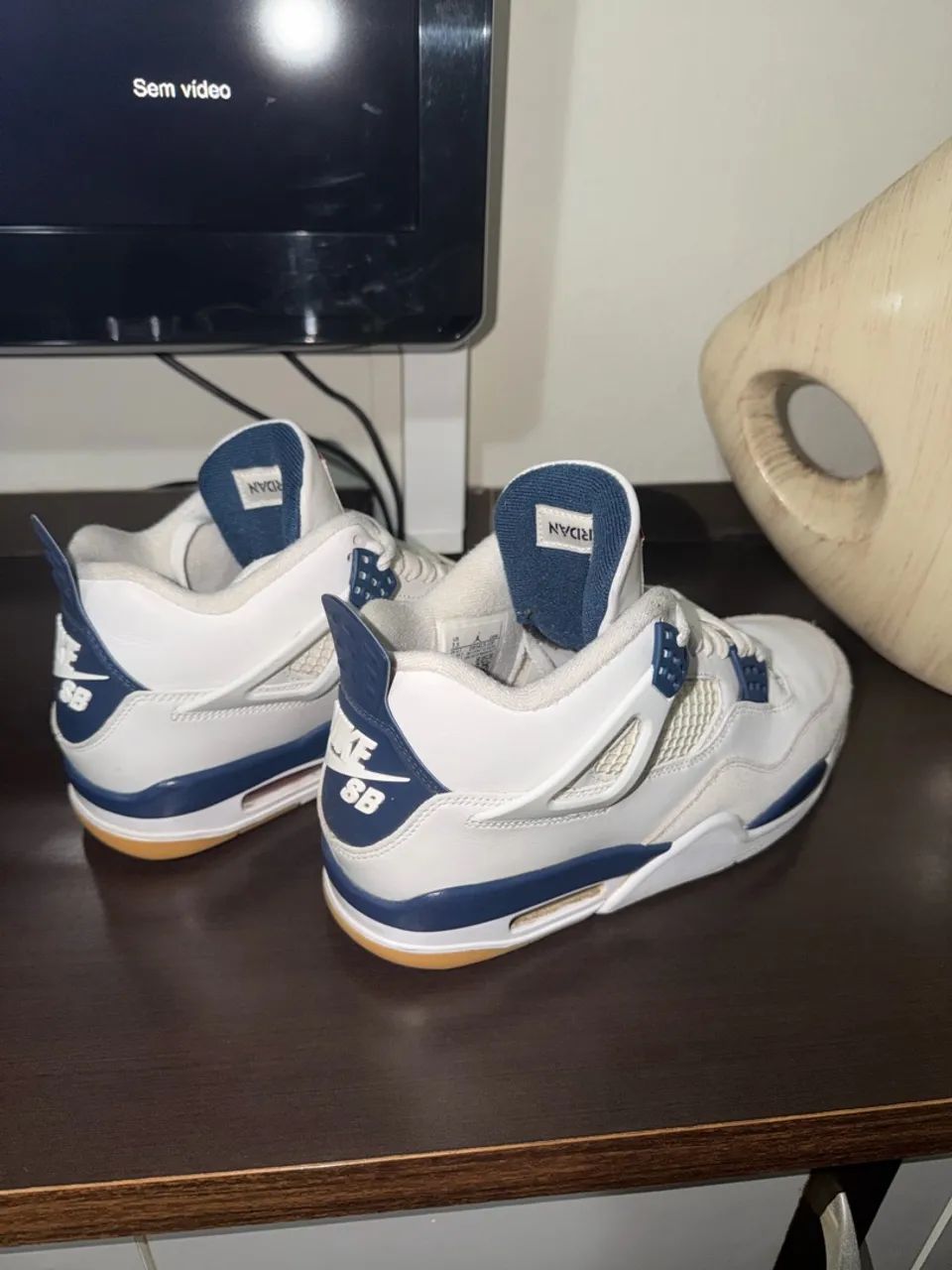 Air Jordan 4 - Foto 2