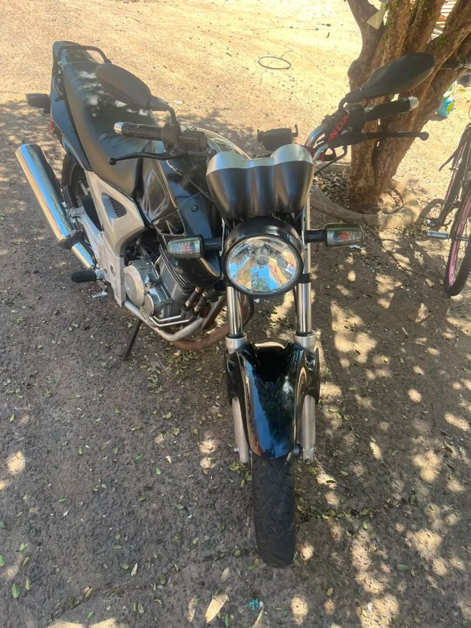 CBX 250  - Foto 3