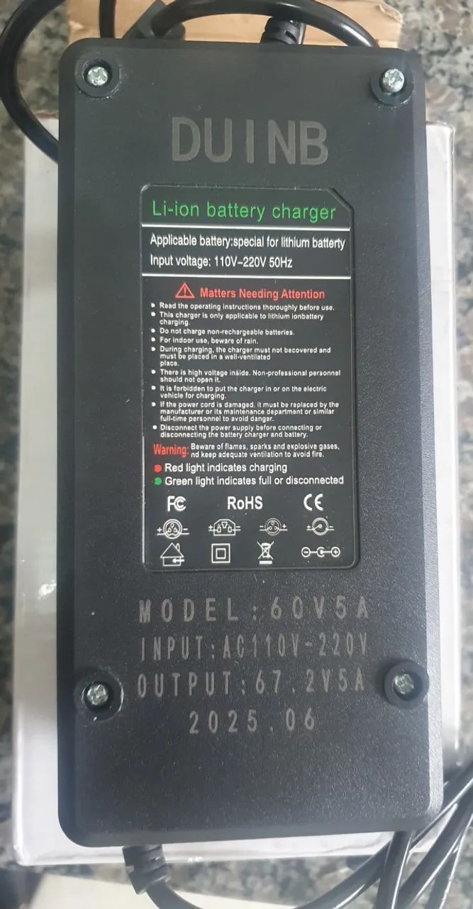 Carregador para moto e soter eletrica