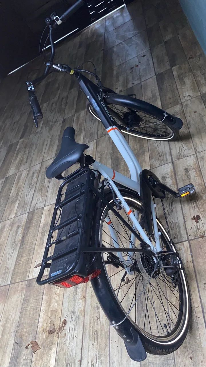 Bicicleta Elétrica semi nova - Foto 2