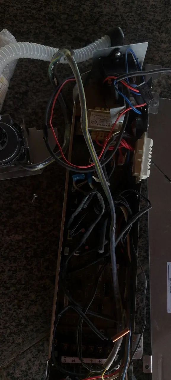 Peças, compressores, moto ventiladores e placas de ar condicionados - Foto 4