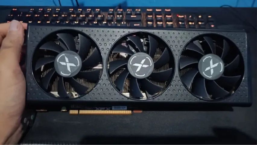 AMD RX 6600 XT