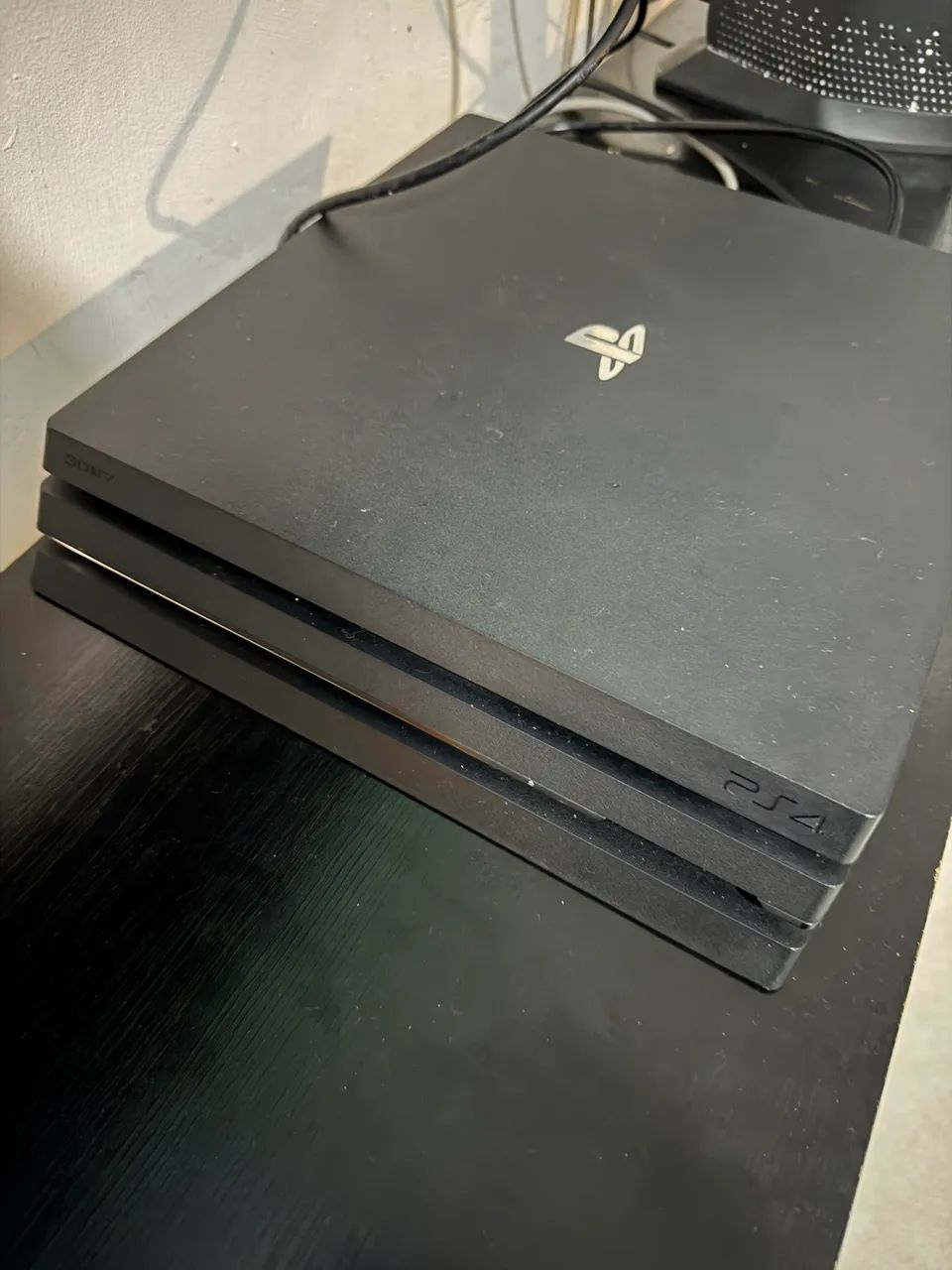 PlayStation 4 pro com caixa original  - Foto 3