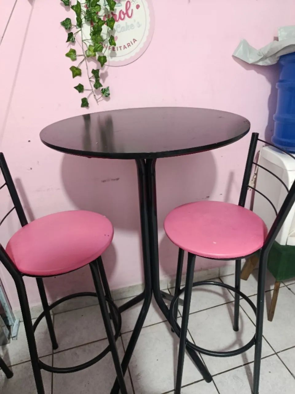 Mesa + 2 banqueta