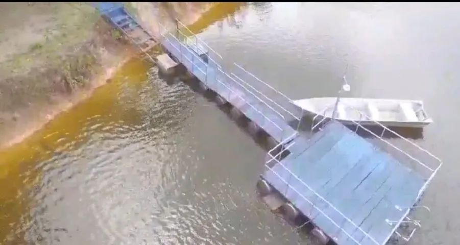 Sítio beira Rio Uatumã 62 x 71 metros - Foto 4