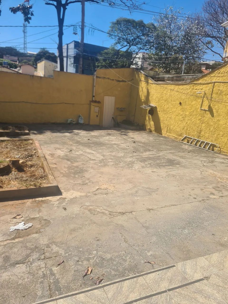 LOCAÇAO ÁREA ABERTA 