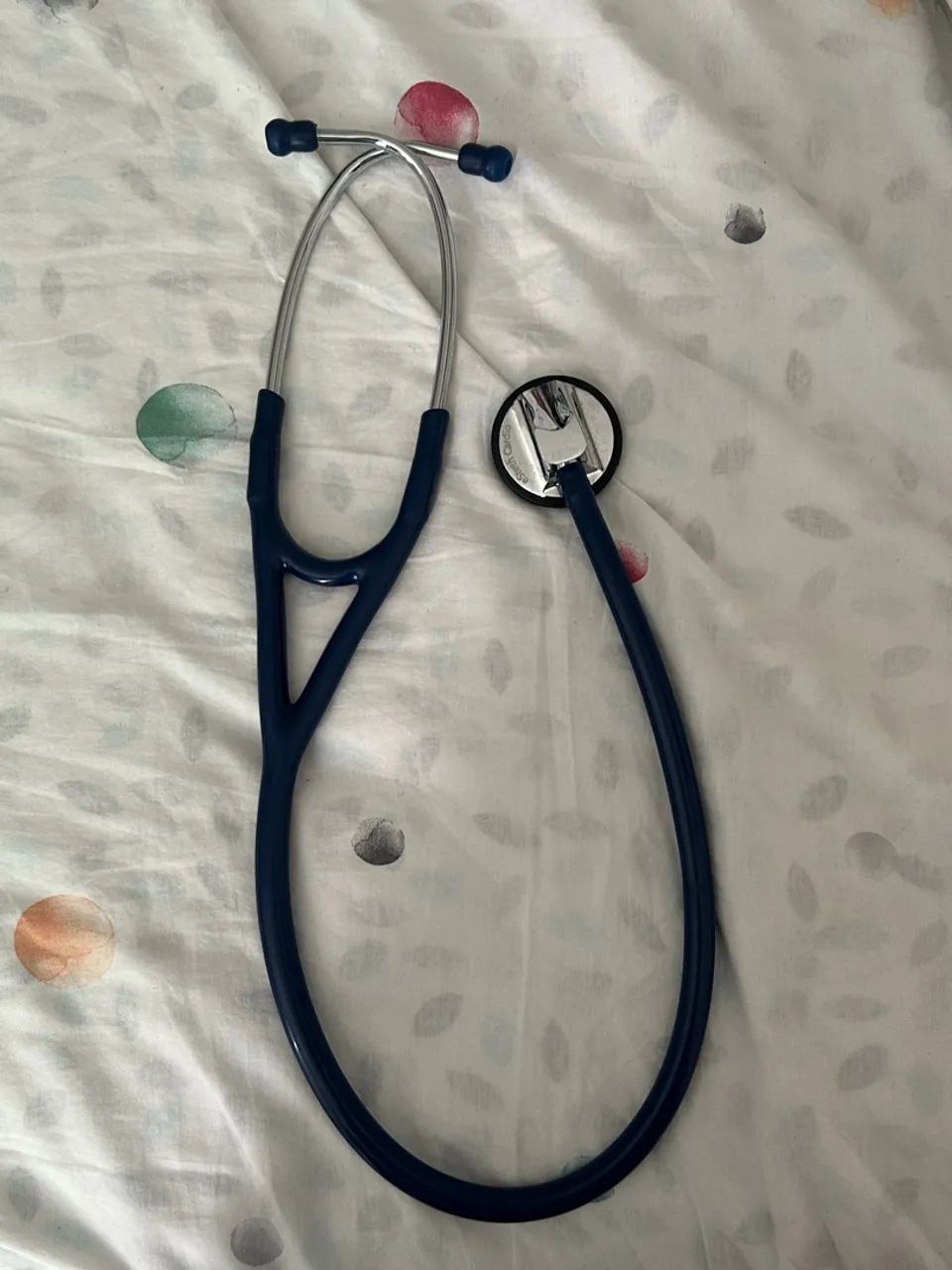 Estetoscópio médico azul 