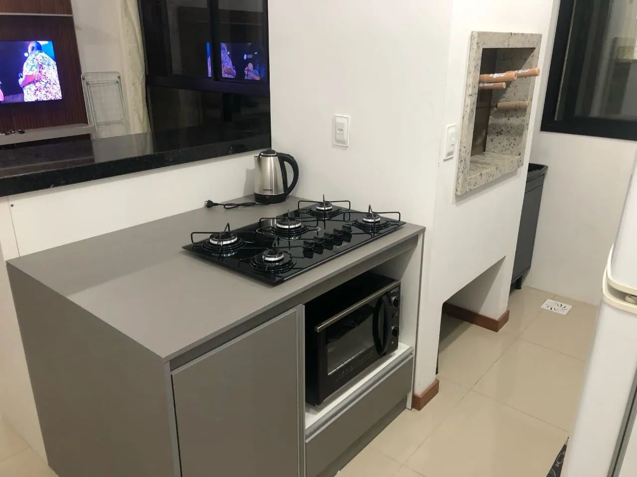 Apartamento na Praia de Palmas - Gov. Celso Ramos/SC - Foto 4