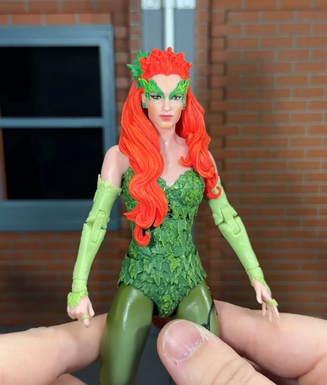 DC Multiverse Hera Venenosa Ed.Theatrical Deluxe Golden Label Macfarlane 1/10 - Foto 3