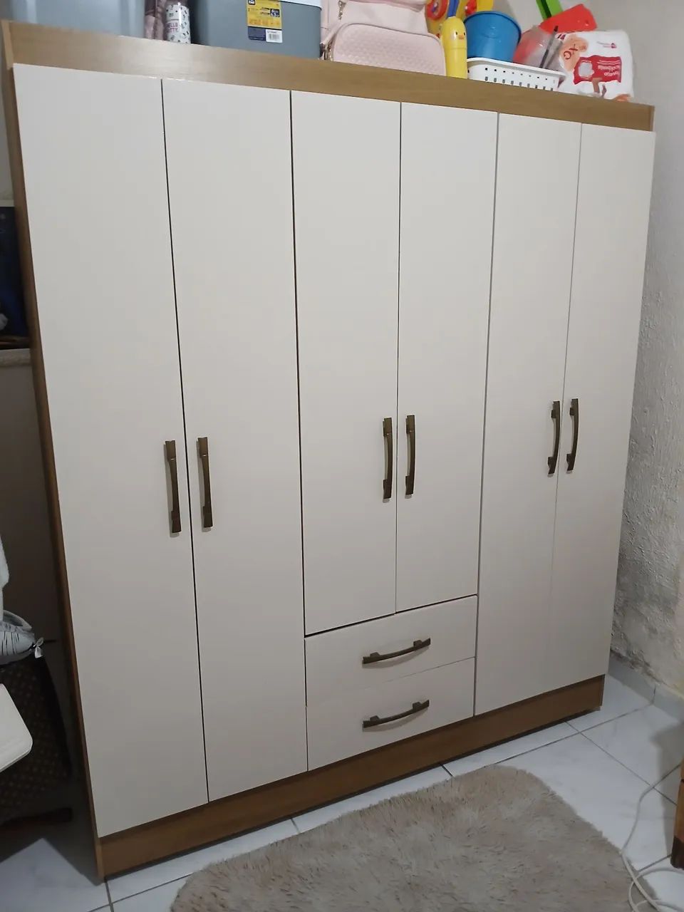 VENDO GUARDA-ROUPA DE SOLTEIRO <br>