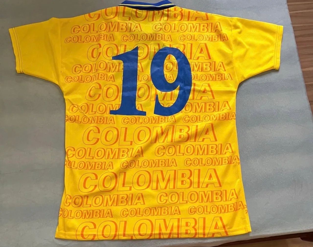 Camisa de Futebol Colombia ano 1995 - Foto 2
