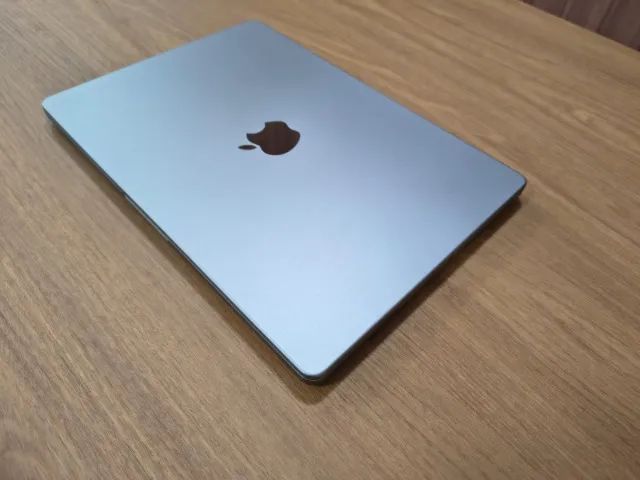 MacBook Pro 14Poleg. Apple M1 Max | 64 GB Unificada | SSD 2 TB