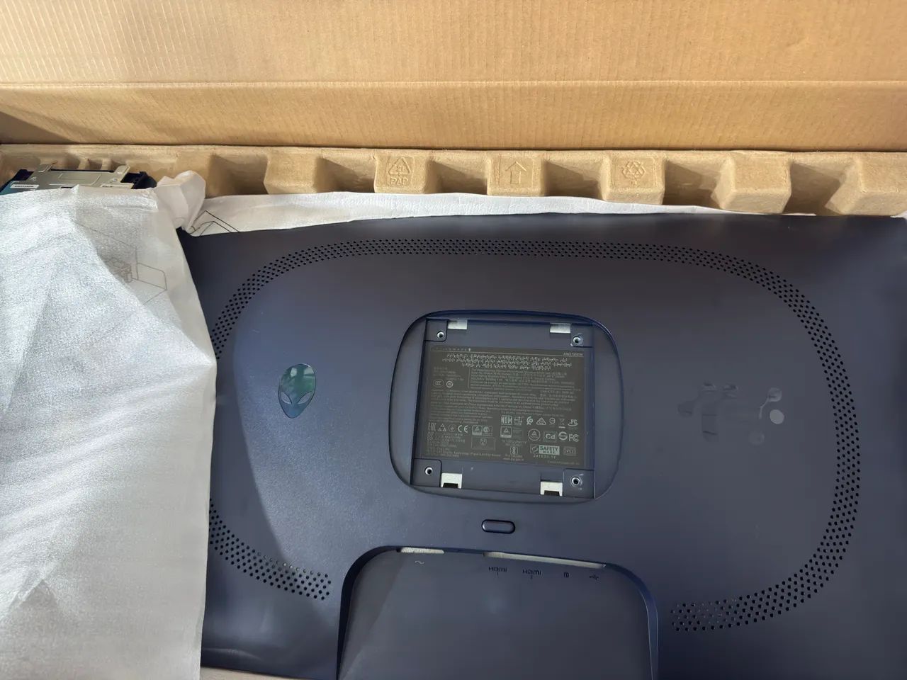 Monitor Alienware 27pol, QHD, 180hz AW2725DM - Foto 2