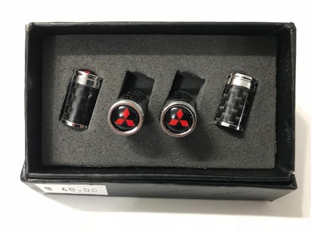 Bico De Válvula Carbono Tampa Pneu Mitsubishi