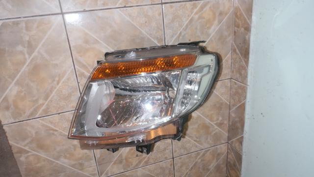 Farol esquerdo ford Range 2013 2014 2015 2016