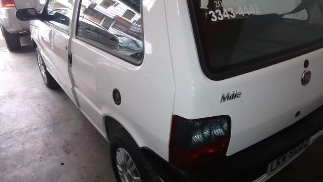 Fiat Uno 10 Branco 2 pts. GNV - Foto 3