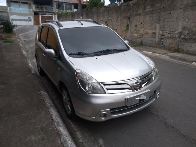 Nissan livina SL 1.8 automática 16V