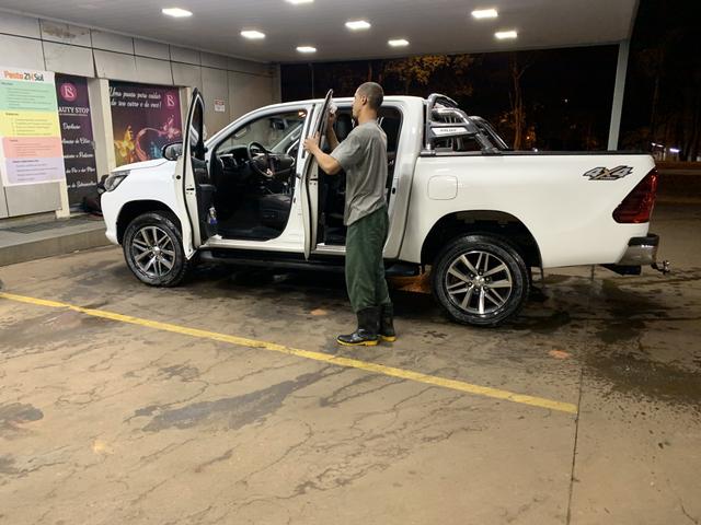 Hilux SRX 2018/2018 - Cheiro de NOVO