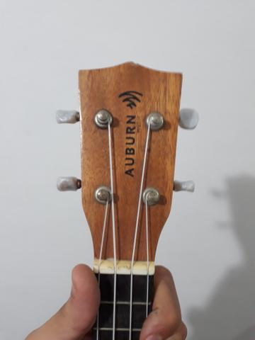 Vendo ukulele ou troco por teclado