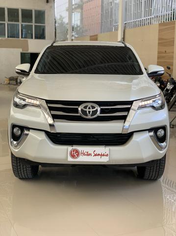 Hilux Sw4 srx 2017 diesel - Foto 2