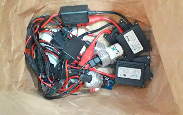 BARBADA KIT XENON ALTA E BAIXA H1 E H7 4.300 k LUZ BRANCA - Foto 2