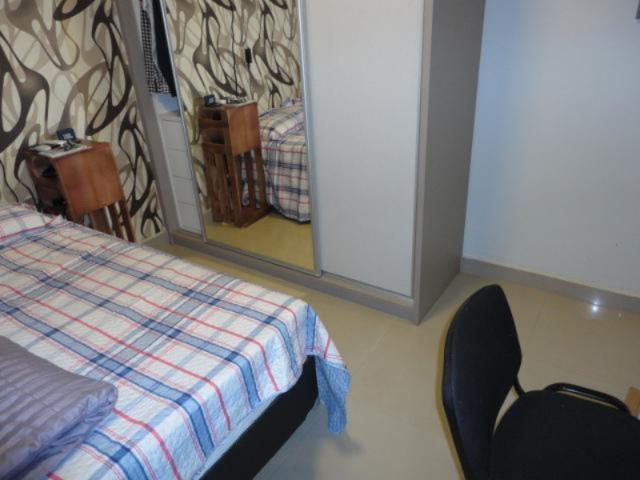 Vicente pires, linda e moderna casa, sala com pé direito duplo - Foto 11