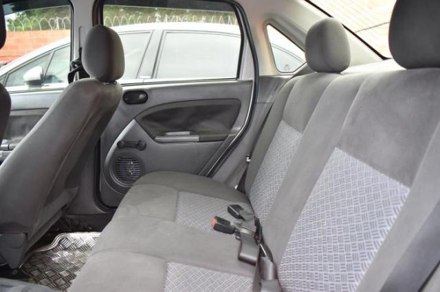 Ford fiesta sedan 2005 1.6 mpi sedan 8v flex 4p manual - Foto 3