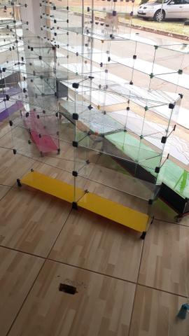 Expositor, vitrine, prateleira ou balcão de vidro com pezinho - Foto 3
