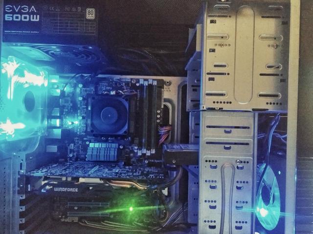 Pc Gamer - Foto 3