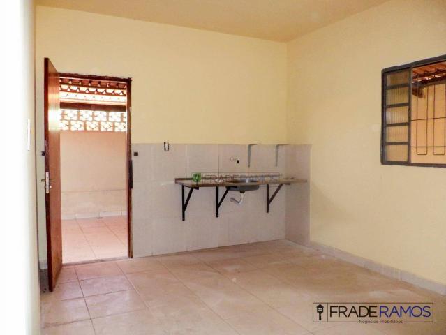 Casa com 3 dormitórios para alugar por R$ 750,00/mês - Residencial Solar Bougainville - Go - Foto 8