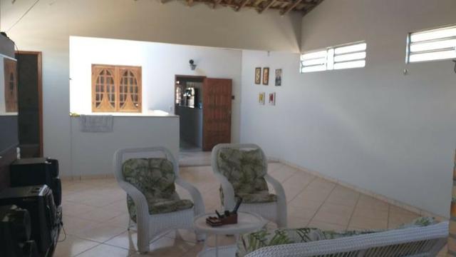 Ótima Casa com 4 Quartos próximo a pecuária - Foto 12
