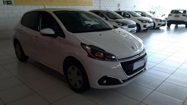 Peugeot 208 Active Mt 1.2 2017 - Foto 3