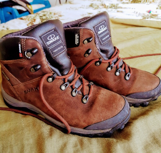 bota snake frame light dry