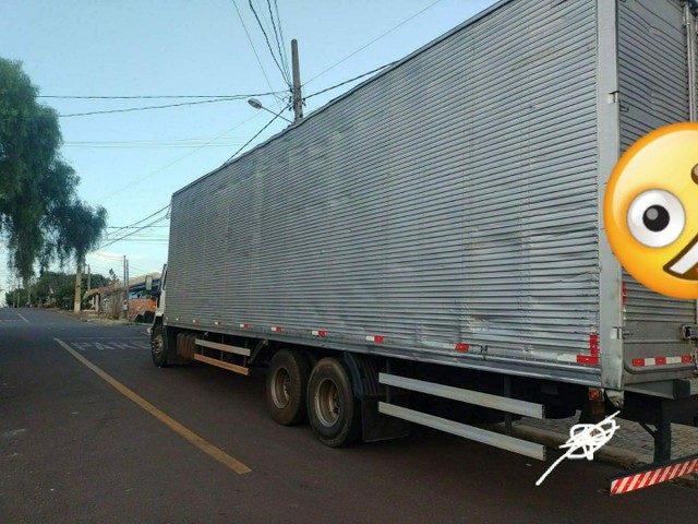 VENDO OU TROCO CARGO 1421 2002