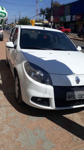 VENDO SANDERO 2014 COMPLETAO