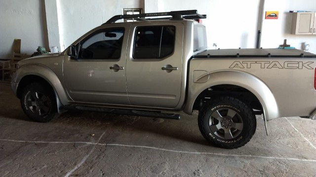 FRONTIER 2.5 4P LE ATTACK 4X4 TURBO DIESEL CABINE DUPLA AUTOMÁTICO