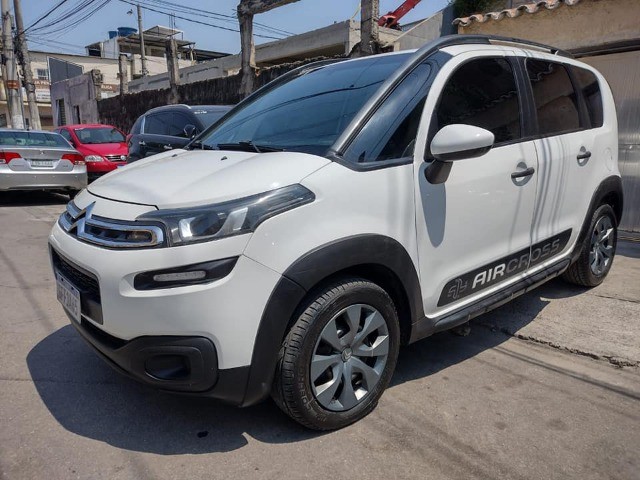 CITROEN AIRCROSS 2017 MANUAL COMPLETO DOC OK AC TROCA FINANCIO CARRO MUITO NOVO