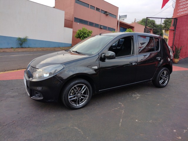 RENAULT SANDERO EXPRESSION 1.6 PRETO