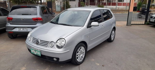 VOLKSWAGEN POLO 2006/2006 1.6 MI 8V FLEX 4P MANUAL