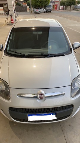 FIAT PALIO ATRATIVE 1.0 EM DIAS E ZELADO